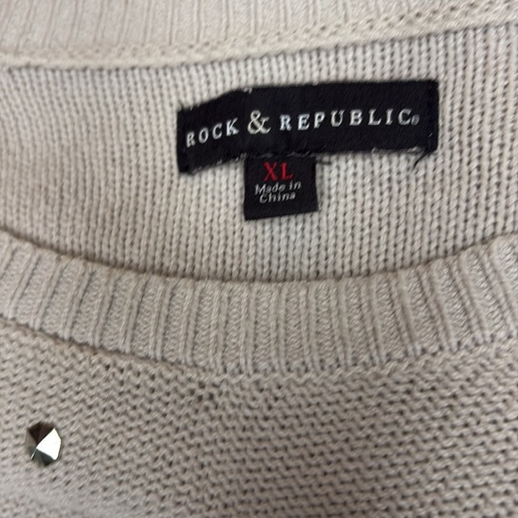 Rock & Republic Womens Sweater Beige XL Long Sleeve Silver Studs Metal Rock City - Picture 5 of 7